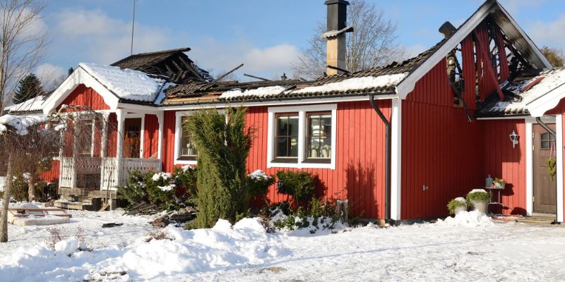 Homeowners Insurance and Snow Damage Coverage: Everything You Should Know